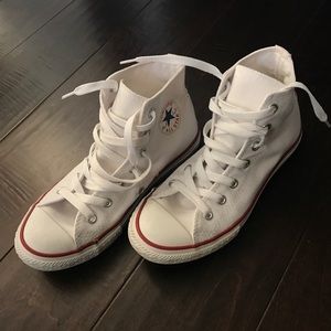 Brand new Converse HighTops in white